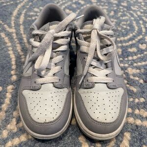Nike Kids Dunks Light Gray Sneakers